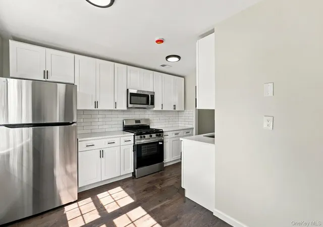 Photo 3 of Single family home for sale at 276 Temple Hl Rd #1305, New Windsor, NY 12553 | MLS# 1055181 | Listing updated on 2026-09-25