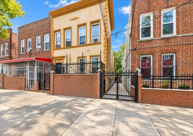 Photo 3 of House for sale at 1385 Bronx River Ave, New York, NY 10472 | MLS# 1055189 | Listing updated on 2026-09-28