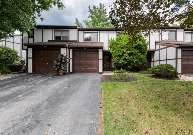 Photo 2 of Condo for sale at 7 Topaz Run, Poughkeepsie (town), NY 12603 | MLS# 1055208 | Listing updated on 2026-10-09