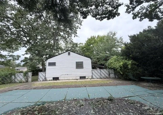 Photo 4 of Single family home for sale at 1209 Udall Rd, Islip, NY 11706 | MLS# 1055230 | Listing updated on 2026-10-01