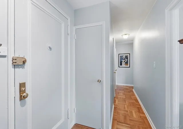 Listing Photo 2 - Condo for sale in Knolls Cooperative Section 1 located at 60 Knls Crescent, New York, NY 10463 - Unit #10L