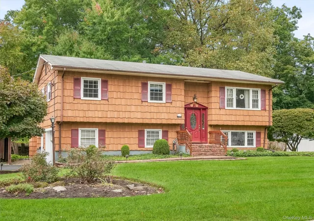 Photo 3 of Single family home for sale at 131 Sleepy Holw Ln, Clarkstown, NY 10920 | MLS# 1055288 | Listing updated on 2026-10-07