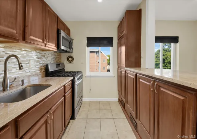 Listing Photo 1 - Condo for sale in building located at 838 Pelhamdale Ave, New Rochelle, NY 10801 - Unit #2P