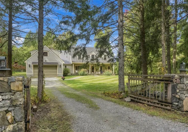 Photo 2 of Single family home for sale at 191 N Smith Rd, Union Vale, NY 12540 | MLS# 1055371 | Listing updated on 2026-10-08