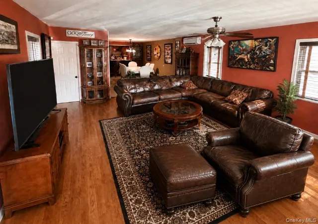 Photo 4 of Single family home for sale at 159 Sportsman Ave, Hempstead, NY 11520 | MLS# 1055373 | Listing updated on 2026-10-08