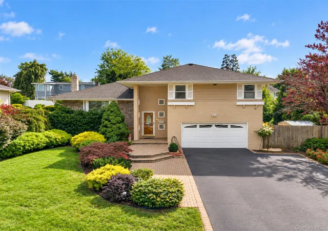 Photo 2 of Single family home for sale at 68 Hazelwood Dr, Oyster Bay, NY 11753 | MLS# 1055386 | Listing updated on 2026-10-05