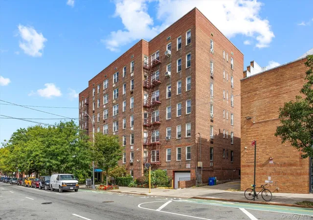 Photo 1 of House for sale at 31-85 Crescent St #516, Astoria, NY 11106 | MLS# 1055389 | Listing updated on 2026-10-07