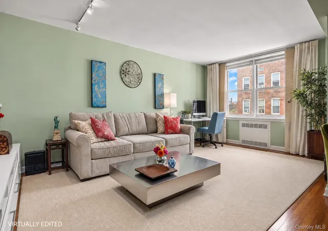 Photo 3 of House for sale at 31-85 Crescent St #516, Astoria, NY 11106 | MLS# 1055389 | Listing updated on 2026-10-07