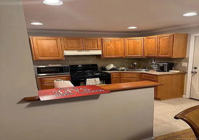 Photo 1 of Single family home for sale at 584 8th Street, Hempstead, NY 11552 | MLS# 1055403 | Listing updated on 2026-10-04