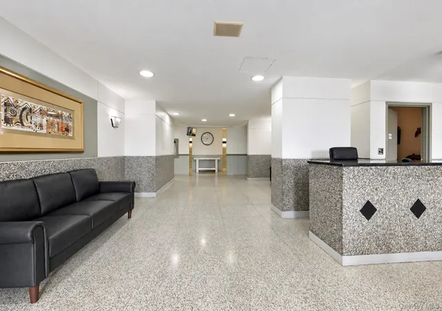 Photo 1 of House for sale at 1841 Central Park Ave #6N, Yonkers, NY 10710 | MLS# 1055498 | Listing updated on 2026-09-26