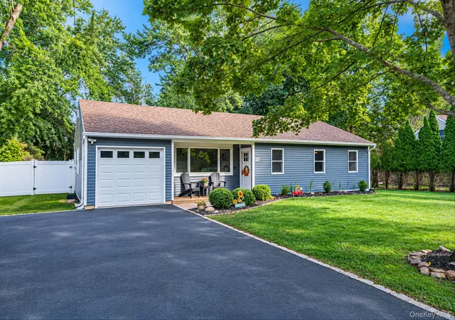 Photo 1 of Single family home for sale at 105 Raynor Rd, Brookhaven, NY 11961 | MLS# 1055507 | Listing updated on 2026-10-08
