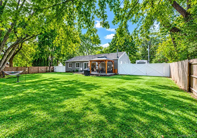 Photo 3 of Single family home for sale at 105 Raynor Rd, Brookhaven, NY 11961 | MLS# 1055507 | Listing updated on 2026-10-08