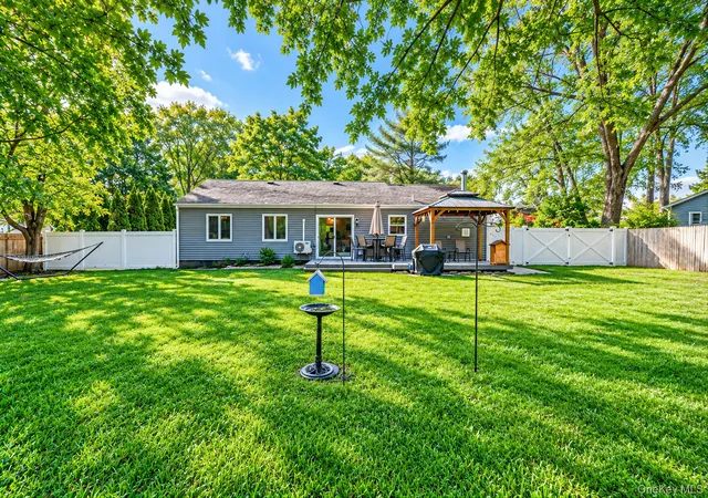 Photo 4 of Single family home for sale at 105 Raynor Rd, Brookhaven, NY 11961 | MLS# 1055507 | Listing updated on 2026-10-08