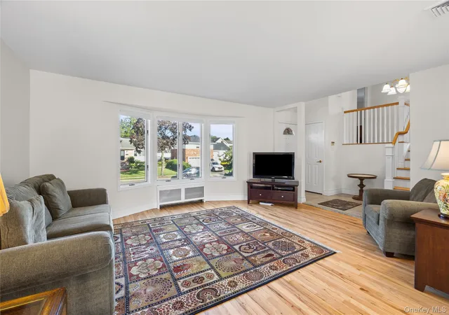 Photo 1 of Single family home for sale at 39 Stauber Dr, Oyster Bay, NY 11803 | MLS# 1055512 | Listing updated on 2026-10-03