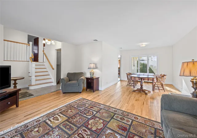 Photo 3 of Single family home for sale at 39 Stauber Dr, Oyster Bay, NY 11803 | MLS# 1055512 | Listing updated on 2026-10-03