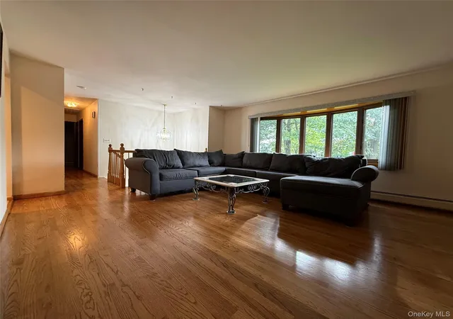 Photo 4 of Sale Pending at 150 Schweizer Ln, Clarkstown, NY 10954 | MLS# 1055516 | Listing updated on 2026-10-08