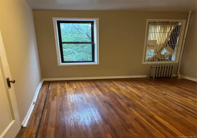 Photo 4 of House for sale at 758 Brady Ct #214, Bronx, NY 10462 | MLS# 1055542 | Listing updated on 2026-10-01