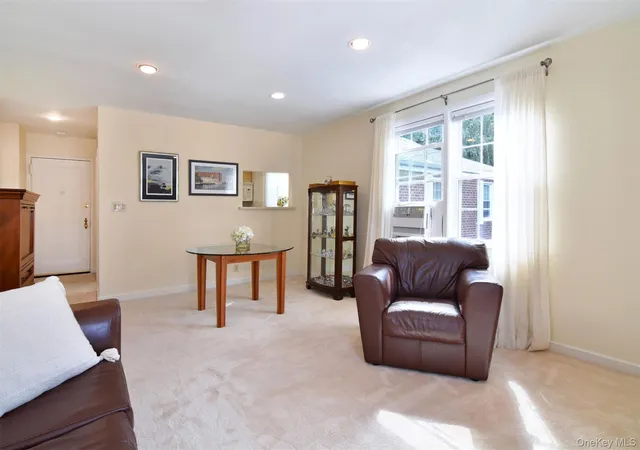 Photo 3 of House for sale at 741 N Broadway #3D, Greenburgh, NY 10706 | MLS# 1055558 | Listing updated on 2026-10-04