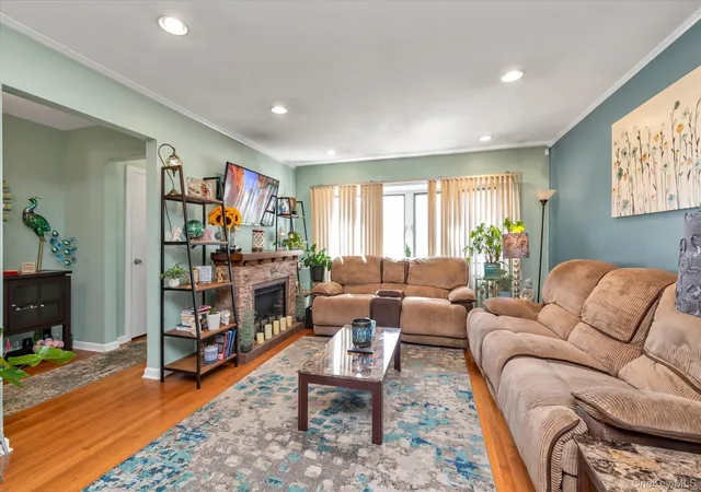 Photo 2 of Single family home for sale at 3265 Brower Ave, Hempstead, NY 11572 | MLS# 1055568 | Listing updated on 2026-10-01