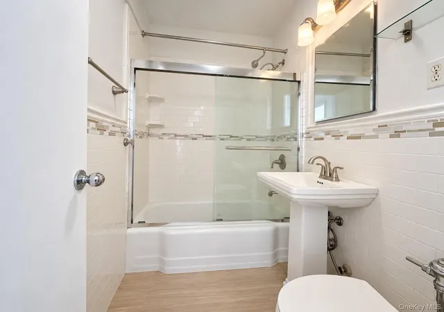Photo 3 of House for sale at 123-10 Ocean Promenade Ocean #5C, New York, NY 11694 | MLS# 1055569 | Listing updated on 2026-09-28