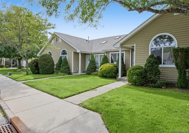 Photo 3 of Condo for sale at 65 Eric Dr, Brookhaven, NY 11953 | MLS# 1055595 | Listing updated on 2026-09-27