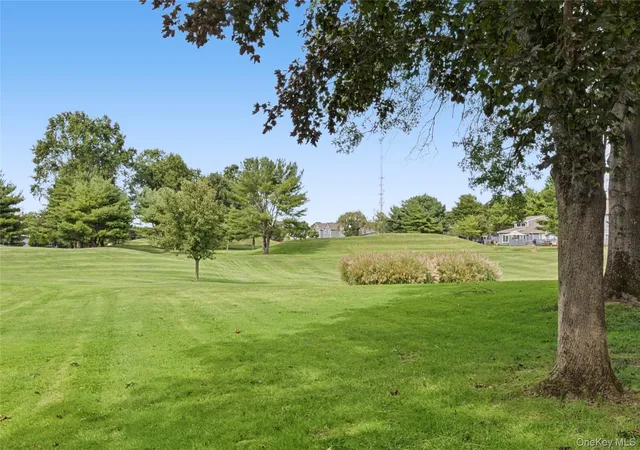 Photo 36 of Condo for sale at 65 Eric Dr, Brookhaven, NY 11953 | MLS# 1055595 | Listing updated on 2026-10-16