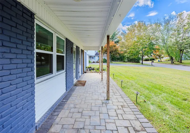 Photo 3 of Single family home for sale at 23 Wedgewood Dr, Brookhaven, NY 11727 | MLS# 1055596 | Listing updated on 2026-10-06