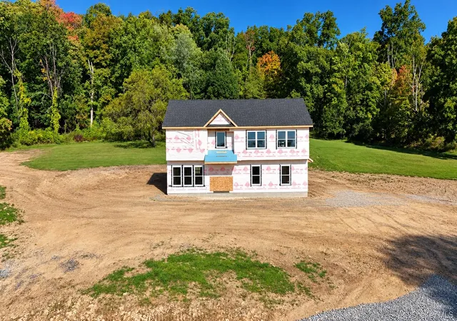 Photo 2 of Single family home for sale at 563 Old Mountain Rd, Mount Hope, NY 10963 | MLS# 1055605 | Listing updated on 2026-09-29