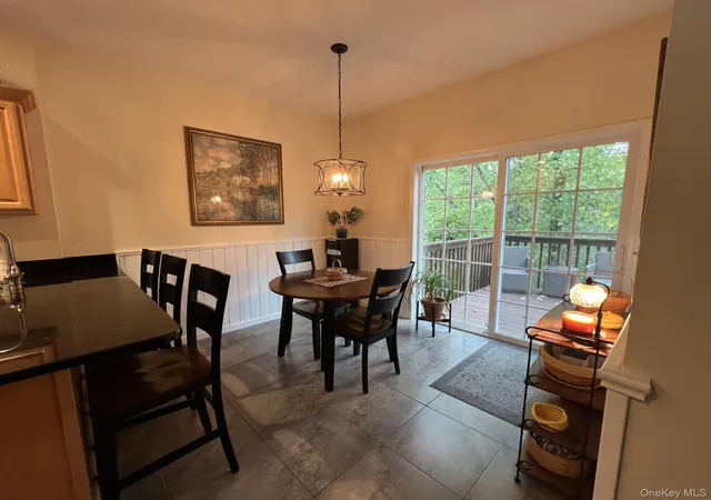 Listing Photo 5 - Condo for sale in building located at 2 Seeley Bull St, Monroe, NY 10950
