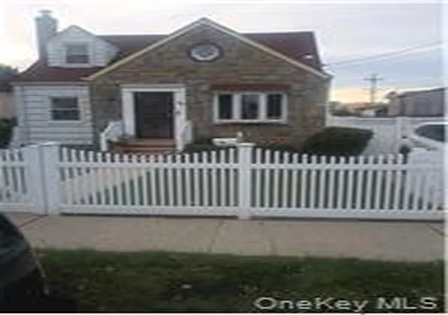 Photo 2 of Single family home for sale at 16 Stone St, Hempstead, NY 11003 | MLS# 1055614 | Listing updated on 2026-09-27