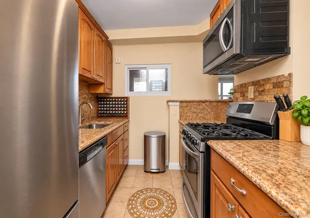 Photo 4 of House for sale at 70-25 Yellowstone Blvd #9Y, New York, NY 11375 | MLS# 1055637 | Listing updated on 2026-10-11