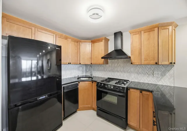 Photo 3 of Condo for sale at 84-62 Austin St #C3, New York, NY 11415 | MLS# 1055639 | Listing updated on 2026-09-27