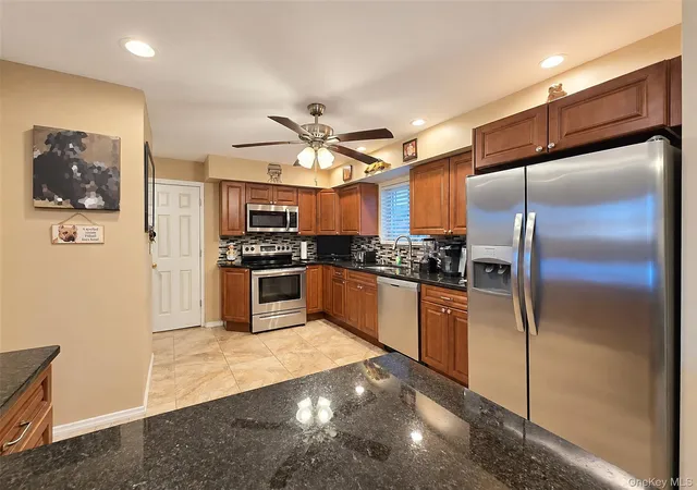 Photo 3 of Single family home for sale at 10 Maria Ct, Brookhaven, NY 11741 | MLS# 1055644 | Listing updated on 2026-10-08
