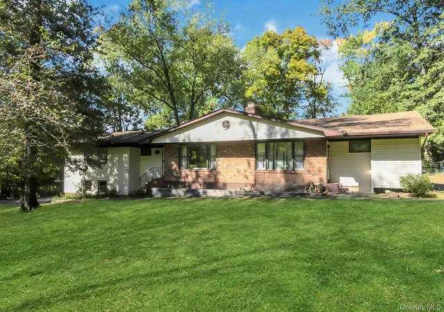 Single family home for sale at 61 Rolling Ridge Rd, Clarkstown, NY 10956 | MLS# 1055668