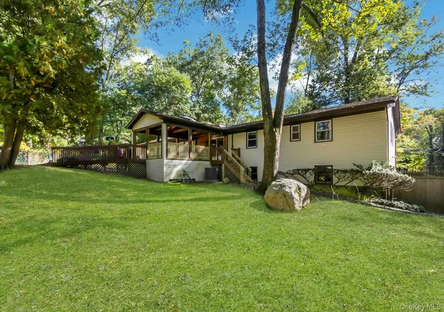 Photo 2 of Single family home for sale at 61 Rolling Ridge Rd, Clarkstown, NY 10956 | MLS# 1055668 | Listing updated on 2026-10-10