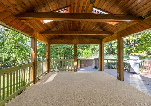 Photo 4 of Single family home for sale at 61 Rolling Ridge Rd, Clarkstown, NY 10956 | MLS# 1055668 | Listing updated on 2026-10-10