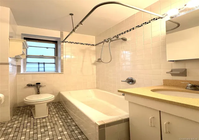 Photo 3 of House for sale at 141-35 79th Avenue #2M, New York, NY 11367 | MLS# 1055689 | Listing updated on 2026-10-01