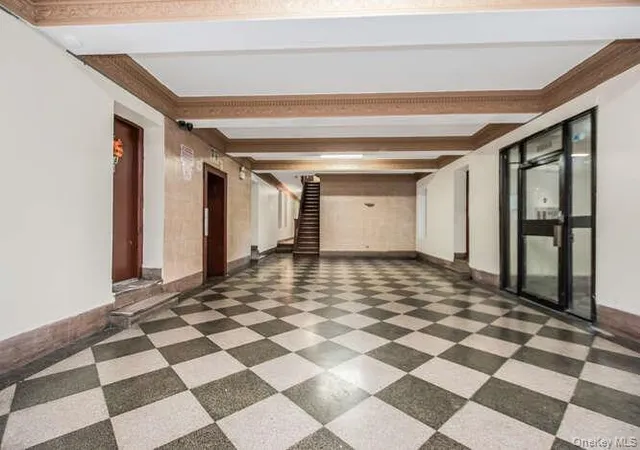 Photo 3 of House for sale at 3230 Cruger Ave #1F, New York, NY 10467 | MLS# 1055704 | Listing updated on 2026-10-06