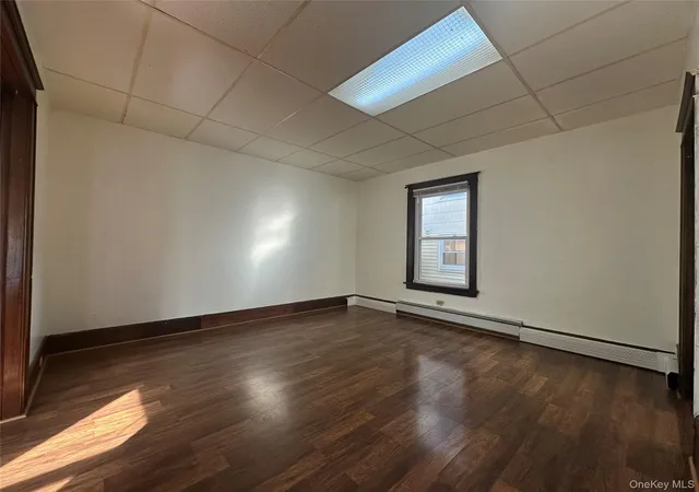 Photo 3 of Single family home for sale at 4 Harding St, Middletown, NY 10940 | MLS# 1055722 | Listing updated on 2026-09-28