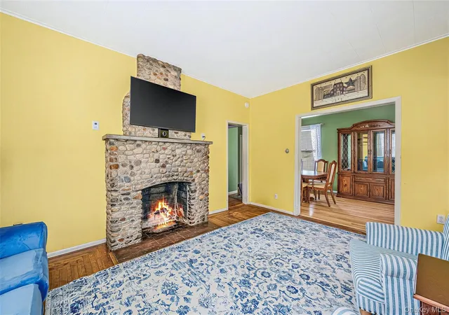Photo 3 of Single family home for sale at 46 Glenlawn Ave, Oyster Bay, NY 11579 | MLS# 1055743 | Listing updated on 2026-10-05