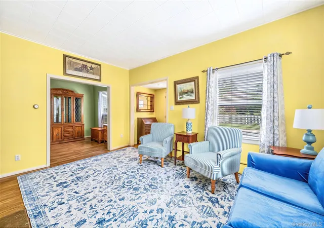 Photo 4 of Single family home for sale at 46 Glenlawn Ave, Oyster Bay, NY 11579 | MLS# 1055743 | Listing updated on 2026-10-05