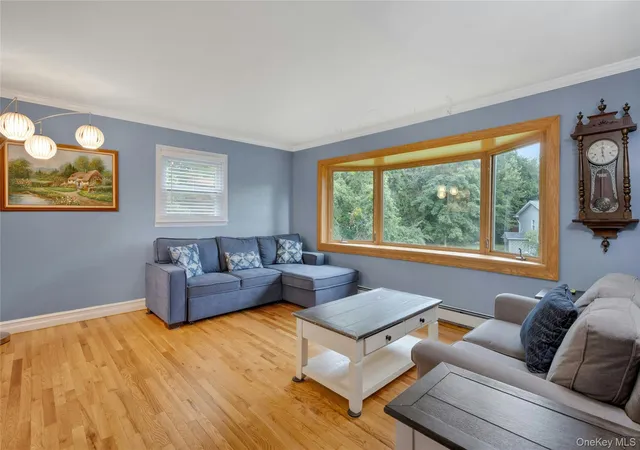 Photo 3 of Single family home for sale at 17 Hunter St, Woodbury, NY 10930 | MLS# 1055761 | Listing updated on 2026-10-03