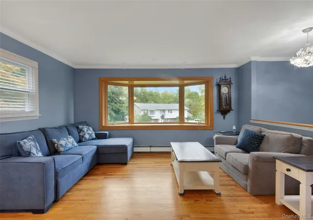 Photo 4 of Single family home for sale at 17 Hunter St, Woodbury, NY 10930 | MLS# 1055761 | Listing updated on 2026-10-03