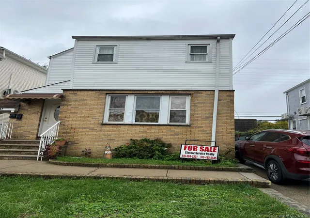 Photo 2 of House for sale at 228-50 Mentone Ave, New York, NY 11413 | MLS# 1055769 | Listing updated on 2026-09-28
