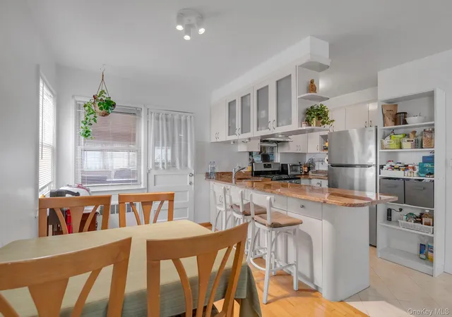 Photo 4 of Single family home for sale at 4621 216th Street, New York, NY 11361 | MLS# 1055774 | Listing updated on 2026-09-29