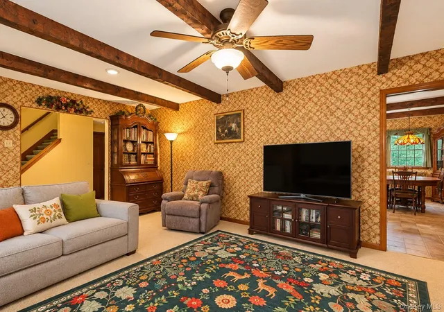 Photo 4 of Single family home for sale at 17 Washington Ave, Holtsville, NY 11742 | MLS# 1055777 | Listing updated on 2026-10-07