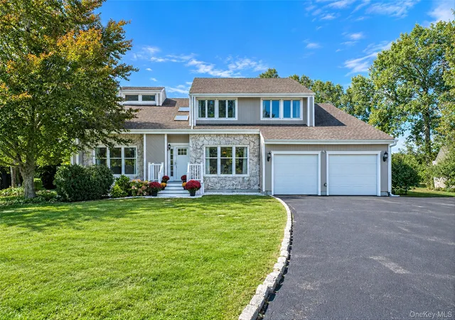 Photo 2 of Single family home for sale at 117 Southfield Rd, Riverhead, NY 11933 | MLS# 1055787 | Listing updated on 2026-10-04