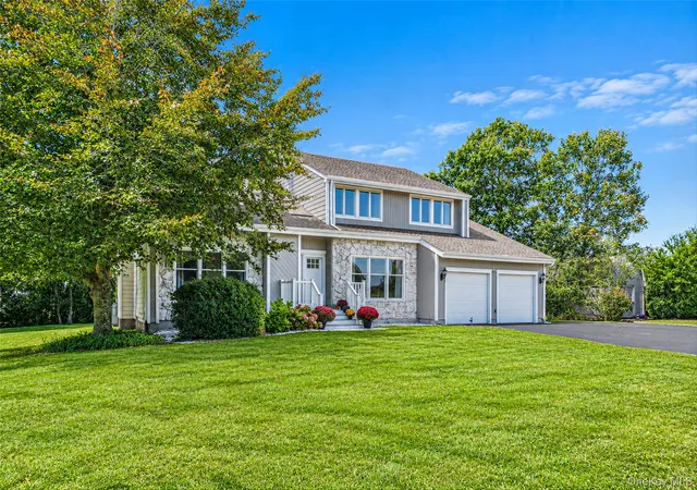 Photo 3 of Single family home for sale at 117 Southfield Rd, Riverhead, NY 11933 | MLS# 1055787 | Listing updated on 2026-10-08
