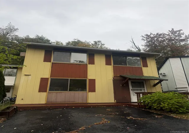 Photo 1 of Single family home for sale at 39 Robert Rd, Thompson, NY 12751 | MLS# 1055791 | Listing updated on 2026-09-29
