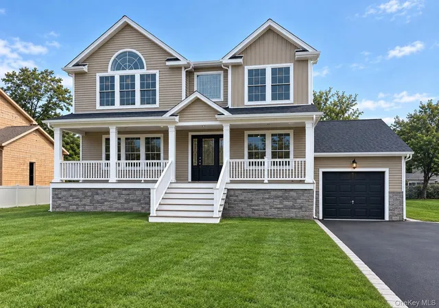 Photo 1 of Single family home for sale at 22 South 19th, Babylon, NY 11798 | MLS# 1055793 | Listing updated on 2026-10-04